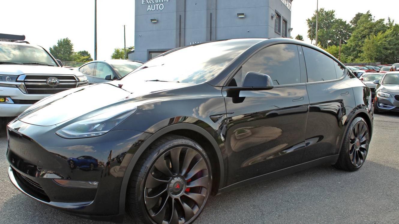 TESLA MODEL Y 2022 7SAYGDEF6NF464246 image